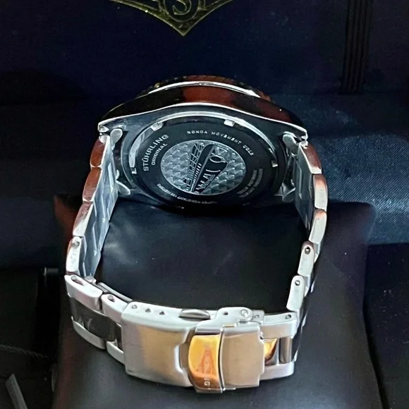 Stuhrling Aquadiver Date GMT “Pepsi” Dive Sport Luxury Watch - Picture 4 of 6